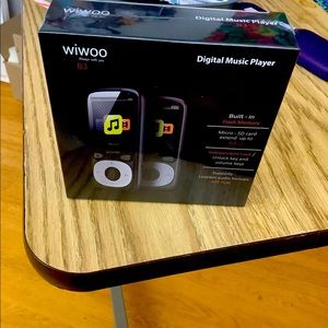wiwoo b3 Digital Music Player.